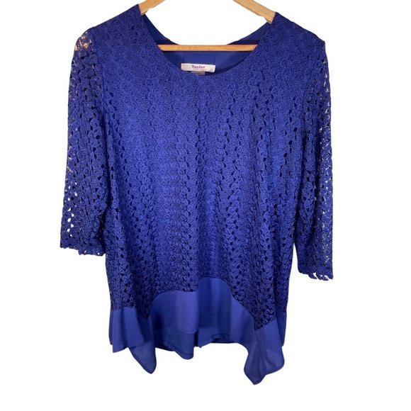 Size: Medium Petite - Blue Lace 3/4 Sleeve Top w/ Sheer Underlay/Hem Details - Picture 1 of 2